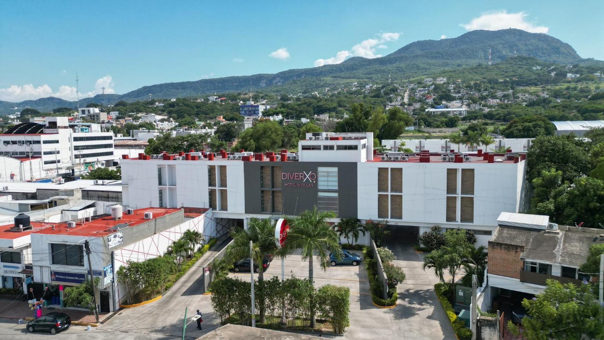 ディべルソ ホテル ＆ ヴィラス Tuxtla Gutiérrez エクステリア 写真